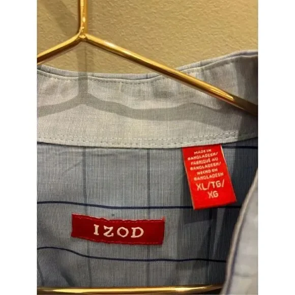 IZOD men’s Xl pale blue box plaid oxford style bottom down loose fit EUC - Picture 4 of 5